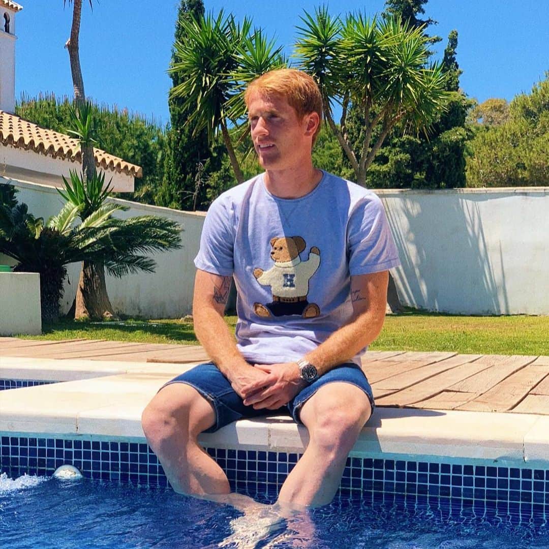 アレハンドロ・フェルナンデス・イグレシアスのインスタグラム：「Con @harrys1982 acierto seguro☀️」