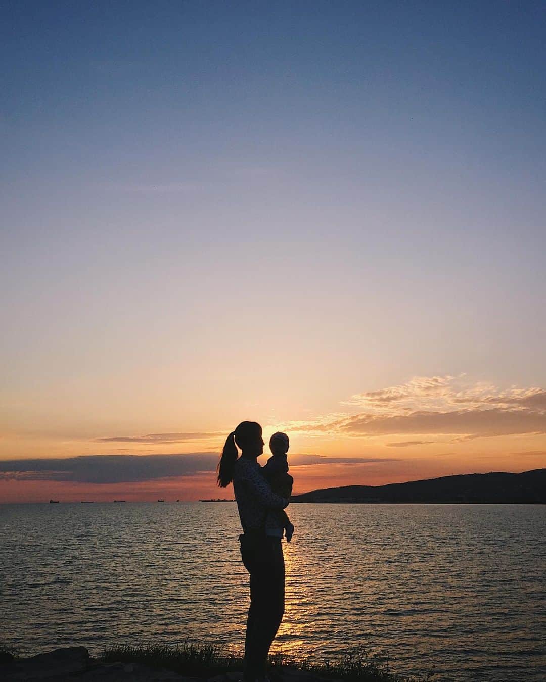 Ilya Mikhailovのインスタグラム：「Время классных закатов 🌅 #gelendzhik」