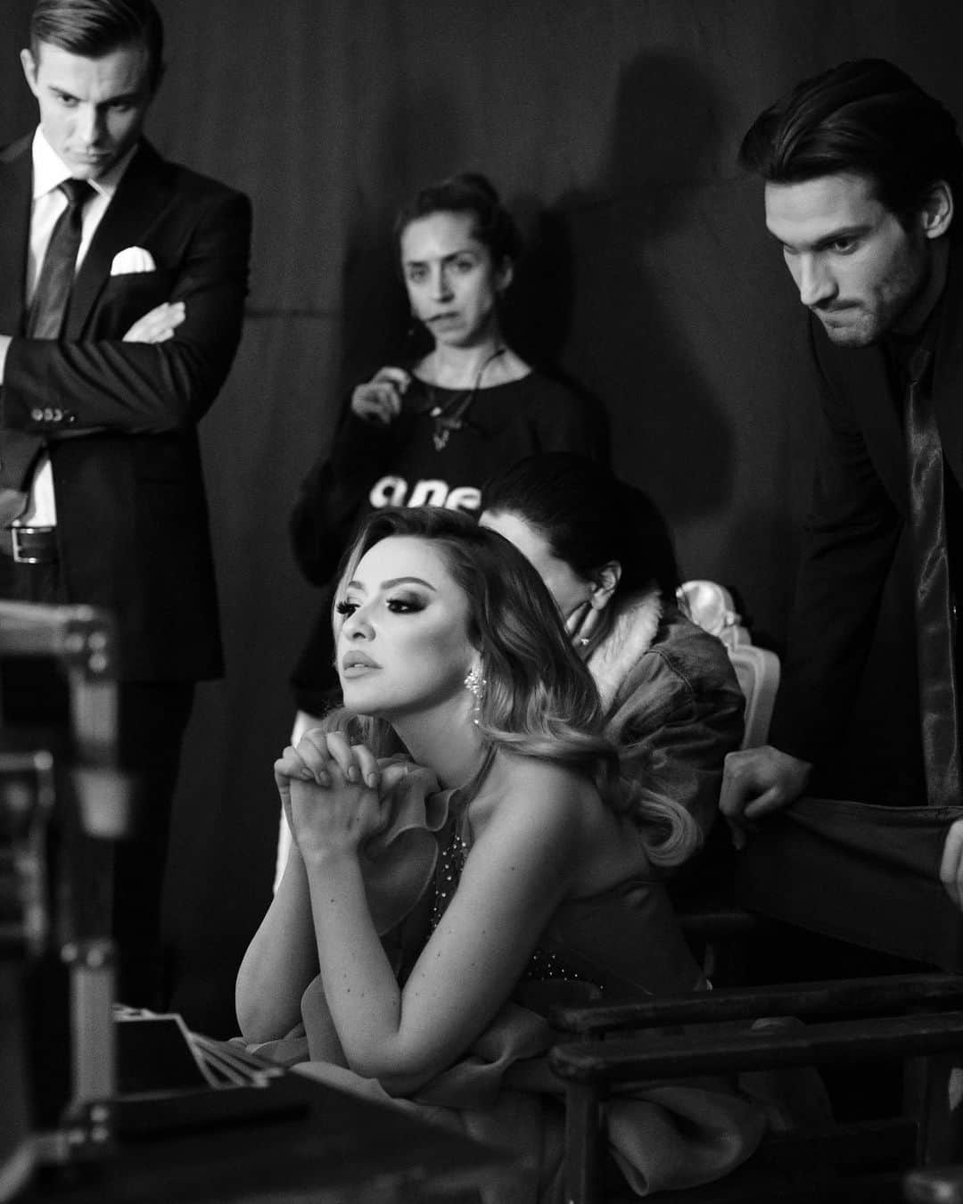 ハディセさんのインスタグラム写真 - (ハディセInstagram)「#AşkDediğin 🖤」5月12日 2時53分 - hadise