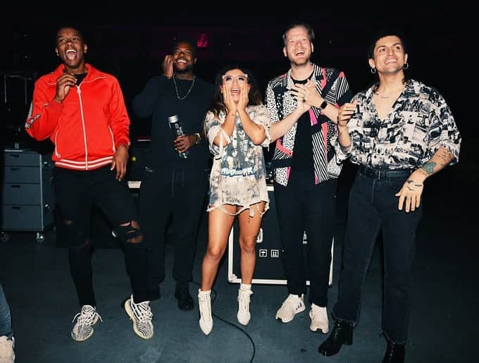 ペンタトニックスさんのインスタグラム写真 - (ペンタトニックスInstagram)「The face you make when you realize that #PTXTheWorldTour starts TODAY! 😱 Who's coming to opening night in Oakland, CA at @oraclearena!?! Make sure to tweet your pics and videos from the show using #PTXTheWorldTourOAK. | 📸: @lukefontana」5月12日 3時11分 - ptxofficial