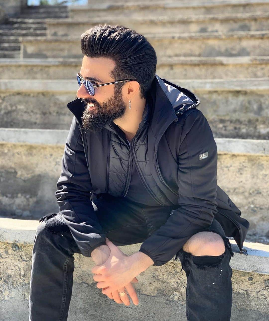 STYLE4GUYSのインスタグラム：「Check out our friend @Gin.demarco for more latest hairstyles and fashion inspiration !」
