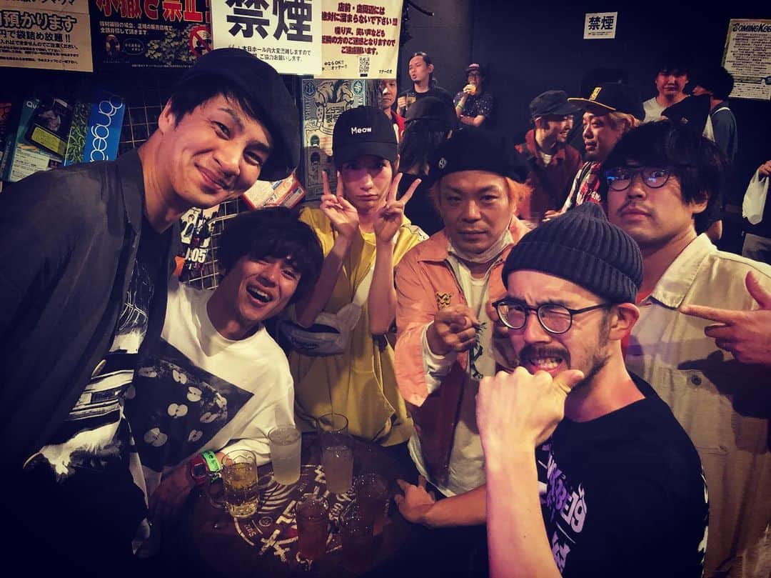 中嶋イッキュウのインスタグラム：「まっつばらさんのおっかげでひっさびさにいろんなひとにあえたカミングコーベ2019はご褒美 お腹痛い」