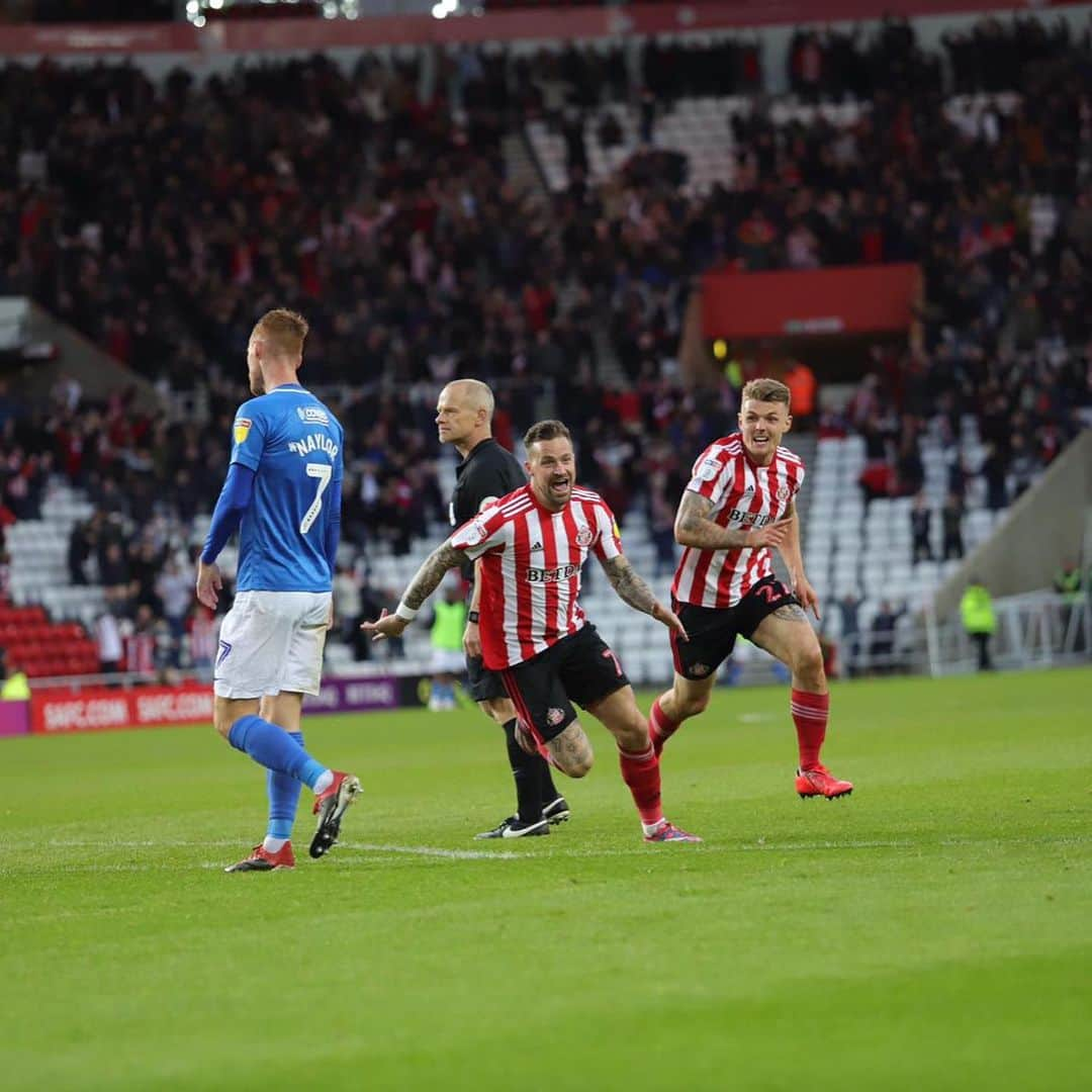 サンダーランドAFCさんのインスタグラム写真 - (サンダーランドAFCInstagram)「PICK. THAT. OUT.」5月12日 5時36分 - sunderlandafcofficial