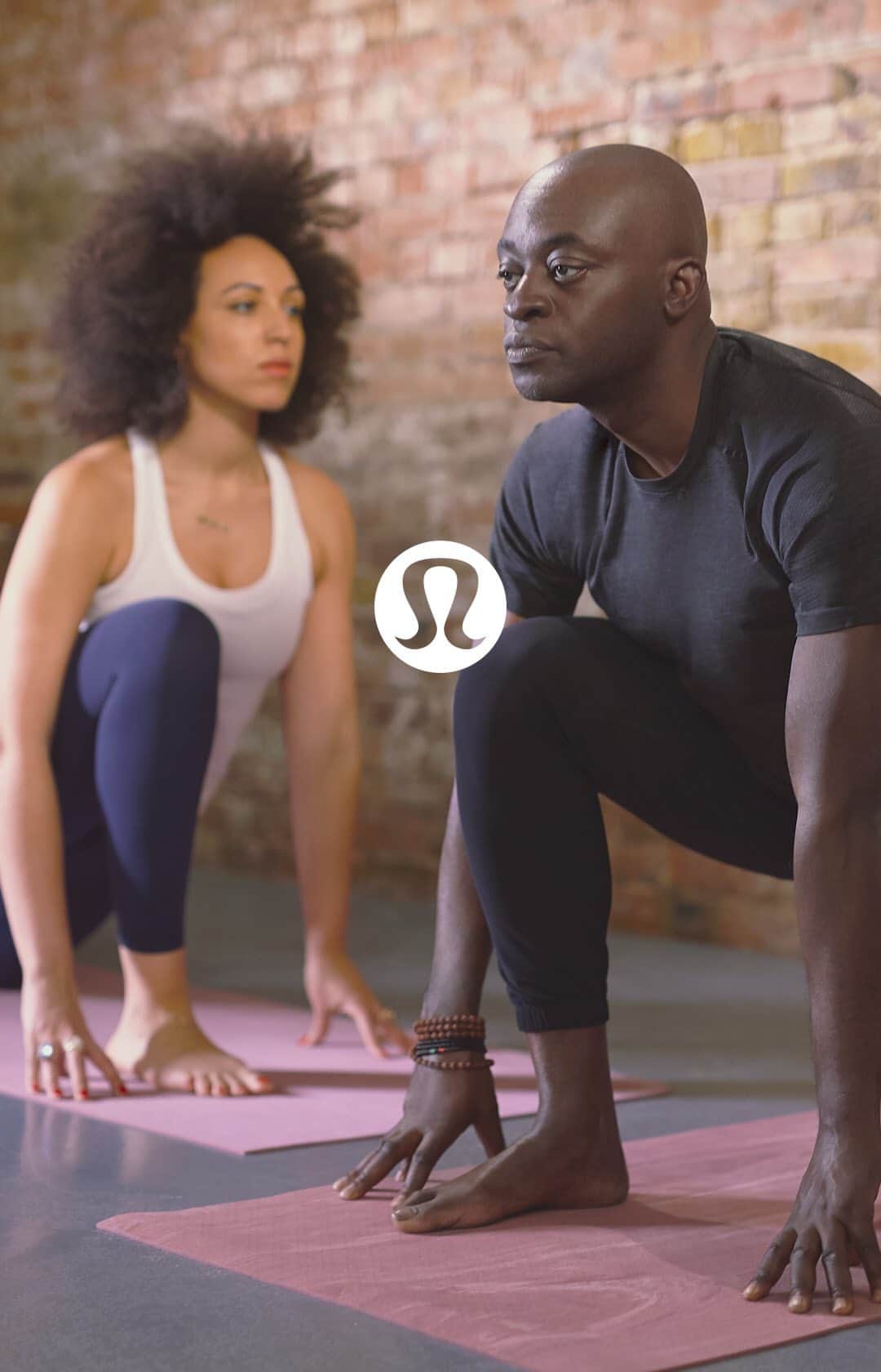 のインスタグラム：「In the seventh episode of the Total Run Training series, marathon runner Charlie takes a break to talk to yoga expert and marathon runner Sanchia Legister, who shares tips and techniques on how to elevate your run through recovery.」