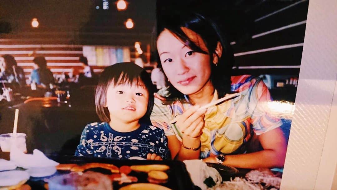 田代凪沙さんのインスタグラム写真 - (田代凪沙Instagram)「Happy Mother’s Day💐🍷❤️ いつもありがとう🎀 #mothersday」5月12日 6時06分 - nagisatashiro
