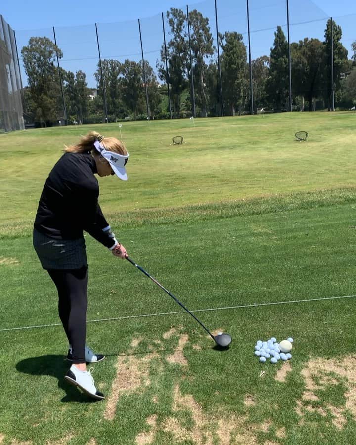 アンナ・ローソンのインスタグラム：「BOOM! 🤪 @pxg 0811X #pxgtroops」