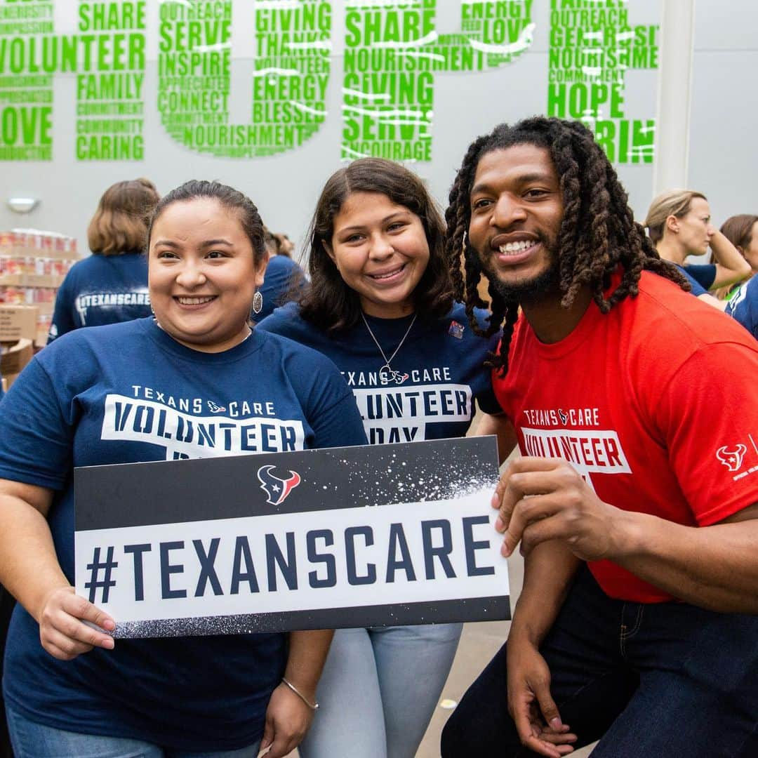 ヒューストン・テキサンズさんのインスタグラム写真 - (ヒューストン・テキサンズInstagram)「The seventh annual #TexansCare Volunteer Day was a success! 🙌」5月12日 6時20分 - houstontexans