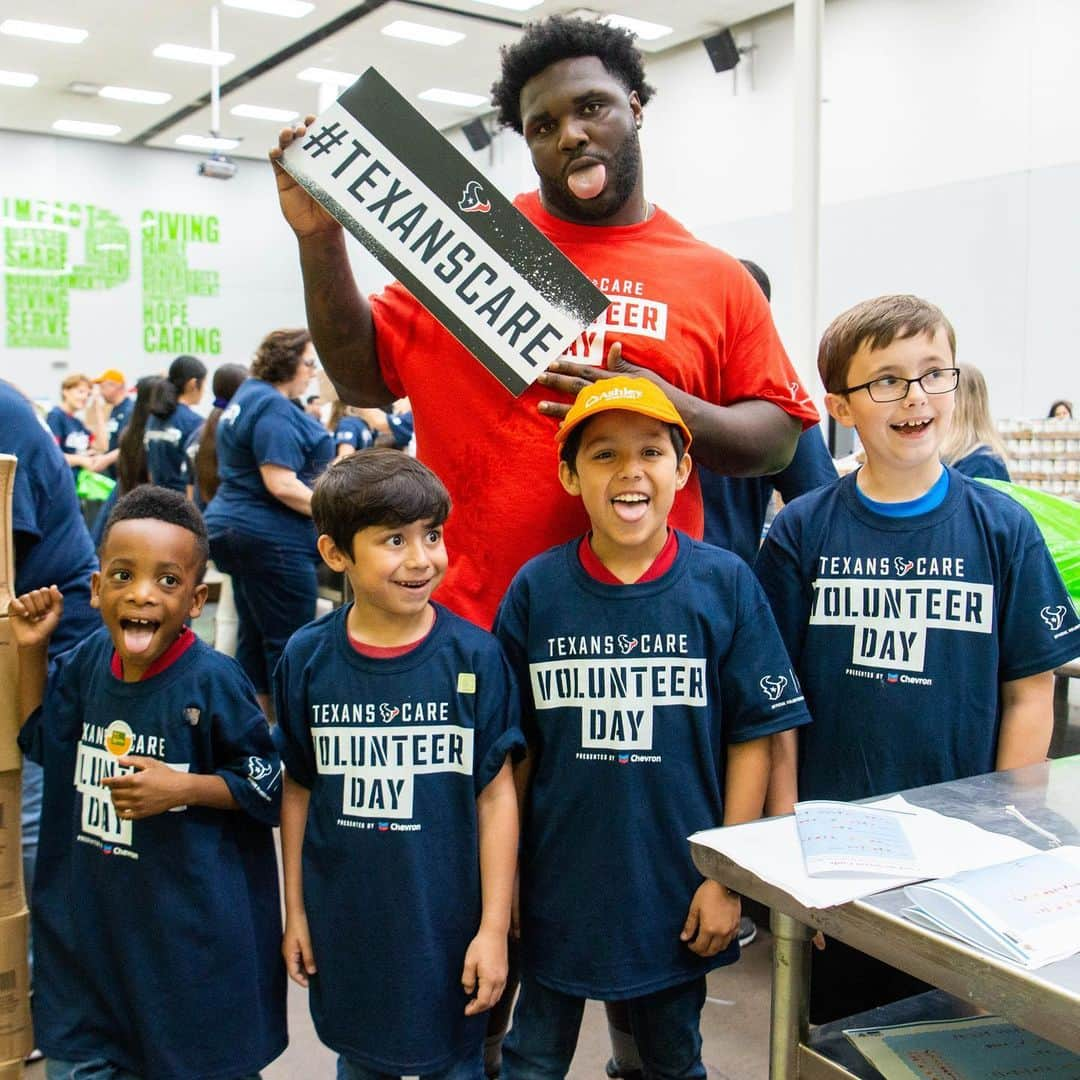 ヒューストン・テキサンズさんのインスタグラム写真 - (ヒューストン・テキサンズInstagram)「The seventh annual #TexansCare Volunteer Day was a success! 🙌」5月12日 6時20分 - houstontexans