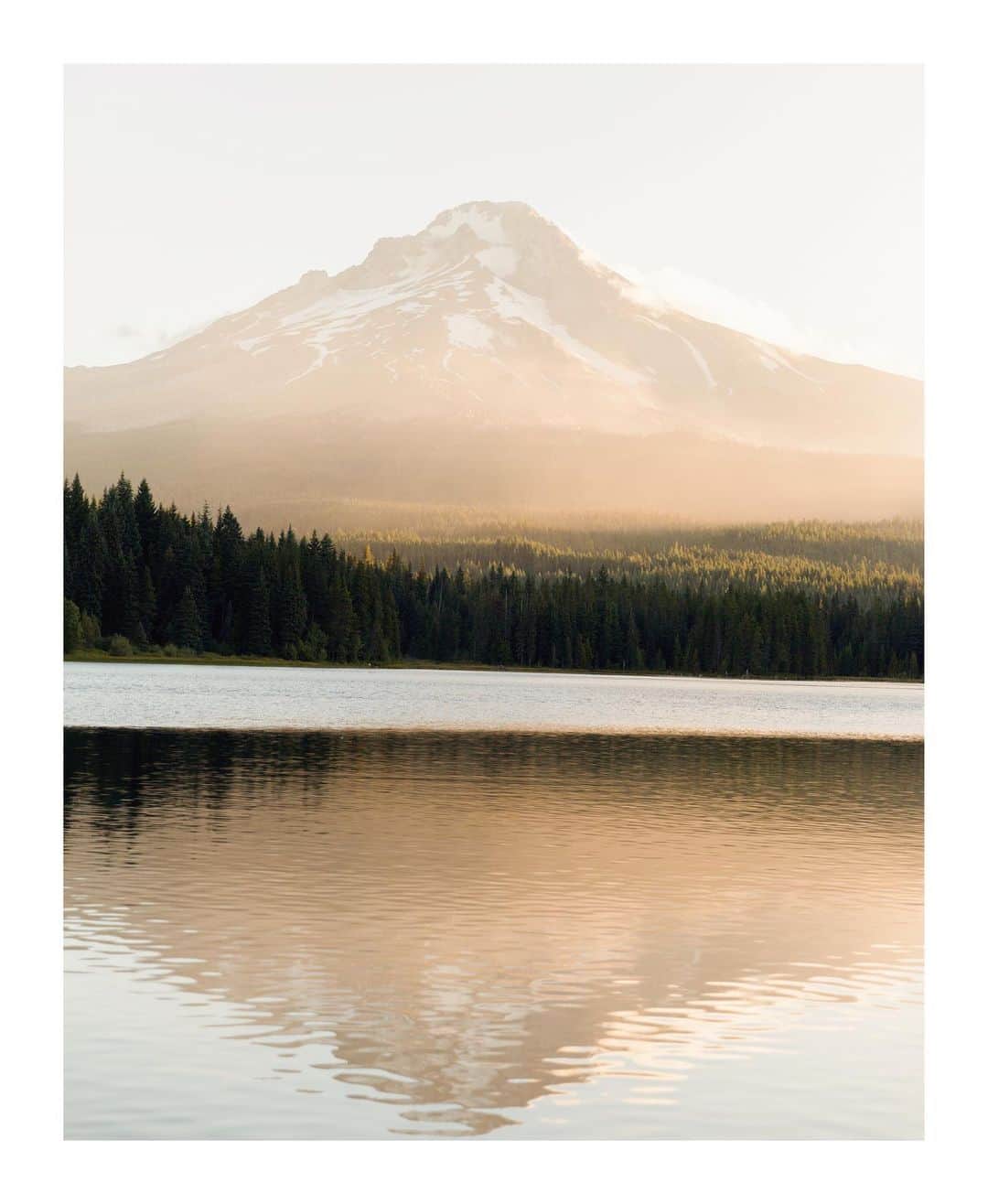 Cory Staudacherのインスタグラム：「First light」