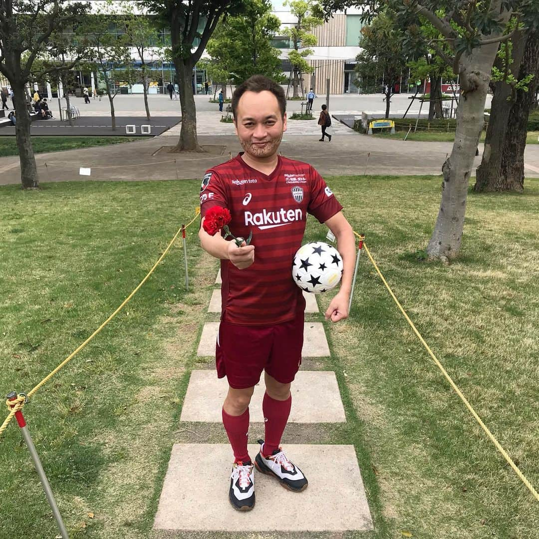 アイアム野田さんのインスタグラム写真 - (アイアム野田Instagram)「Gracias Mamá siempre！ #今日は何の日 #母の日 #イニエスタ #iniesta #アイアム野田 #鬼ヶ島」5月12日 7時05分 - iam.noda