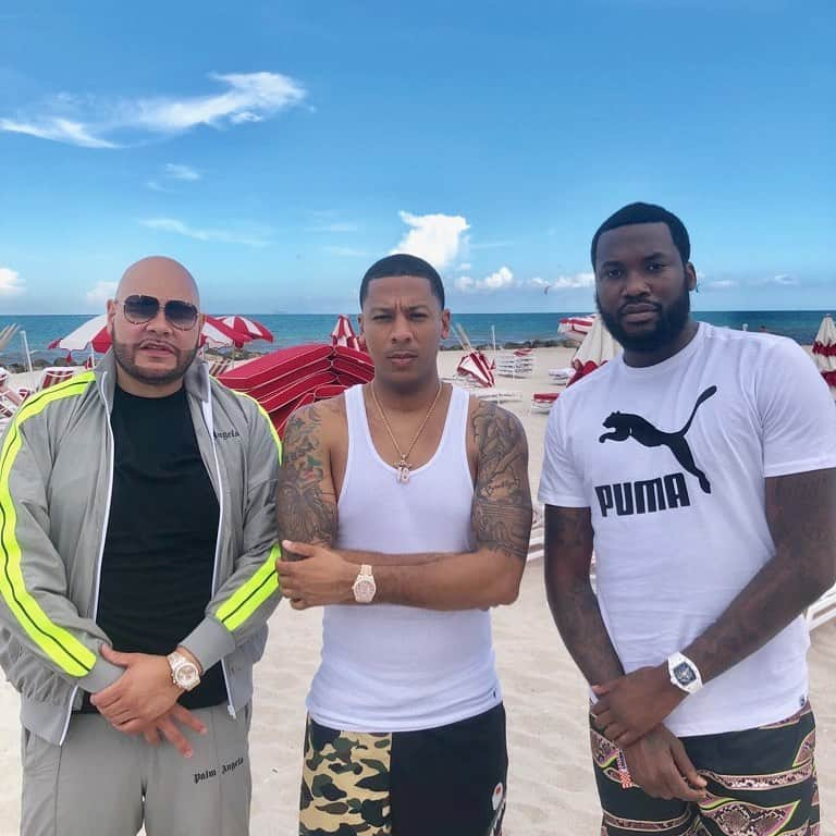 ファット・ジョーさんのインスタグラム写真 - (ファット・ジョーInstagram)「Mob shit meetings on the sand @brooklyn.johnny @meekmill」5月12日 7時06分 - fatjoe