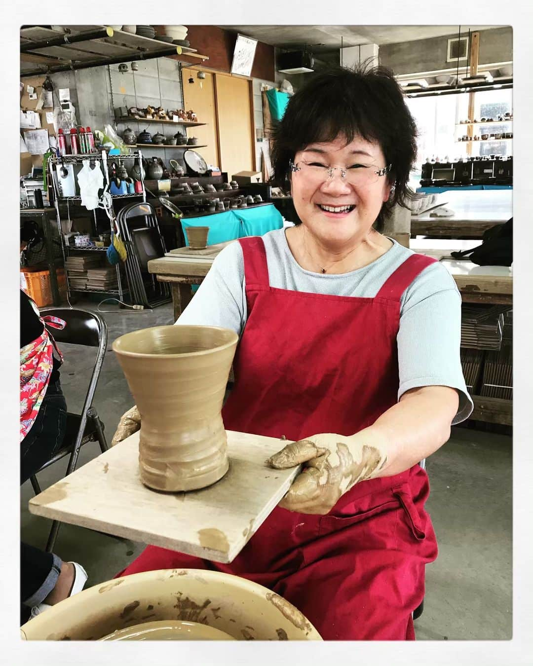 宮里藍さんのインスタグラム写真 - (宮里藍Instagram)「Happy Mother’s Day!!! This smile makes me happy:)) Love you mom!!!!❤️❤️❤️ #happymothersday  #loveyoutothemoon お母さんいつも本当にありがとう😊この笑顔が心から大好きです。最高の母がいて心から幸せです！ #世のすべてのお母さんを尊敬します #本当に母になるって凄いですよね #お母さんの愛情深いところが #とっても大好きです #ありがとう」5月12日 18時08分 - ai_miyazato