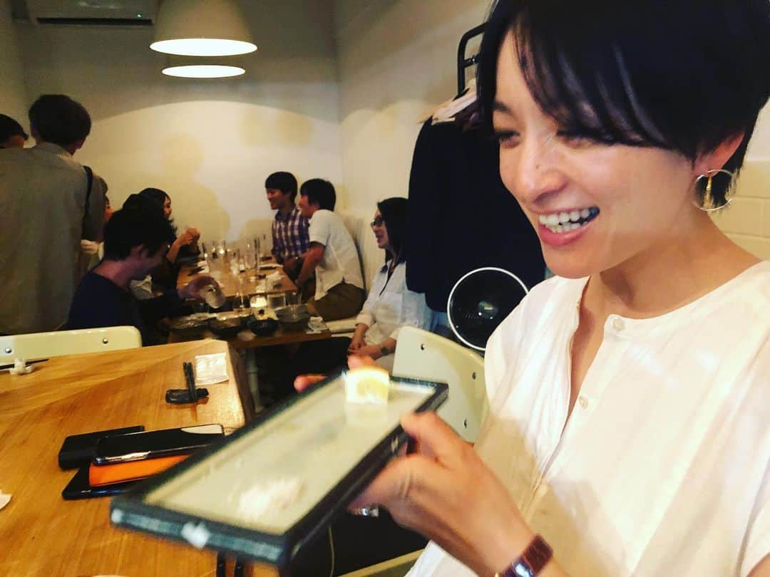 藤田敦子さんのインスタグラム写真 - (藤田敦子Instagram)「ㅤㅤㅤ ㅤㅤㅤ どれもこれも美味しかった @hiyori_shibuya は @aurelio_shibuya の系列店。 ㅤㅤㅤ みやが予約してくれたのに 行ってみたらAtsukoさんてなってて みやがふくれてた😂😂 ㅤㅤㅤ 最後は、アウレリオに移動して寝落ちした高山さんと、 その様子を微笑んで見守るまりえ😂」5月12日 18時07分 - blenda0305