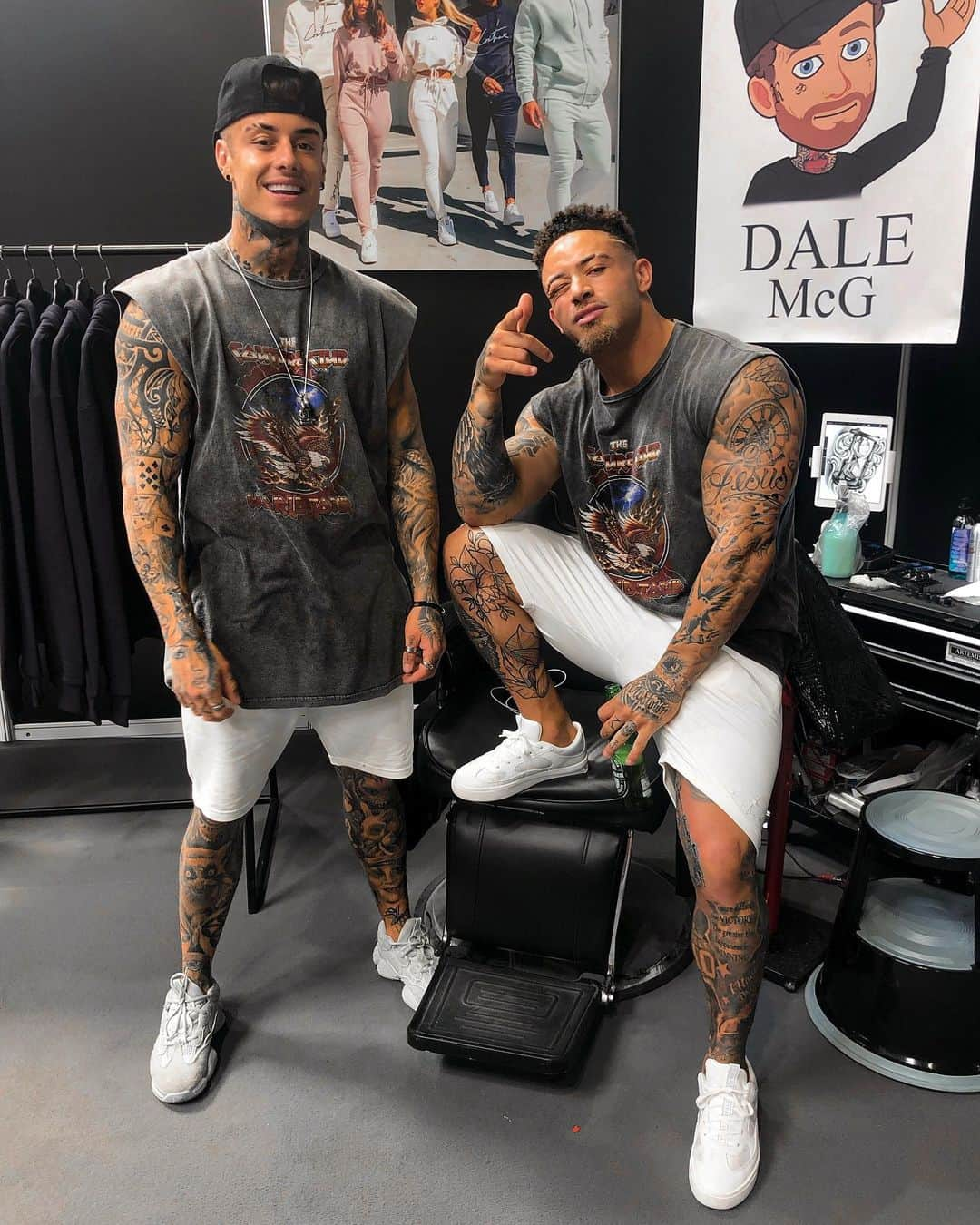 アシュリー・ケインさんのインスタグラム写真 - (アシュリー・ケインInstagram)「Me and the boy @Chet_sket at @bodypowerexpo with @thecouture_club yesterday 🤙🏾Levels to this SH!T 😎 #BodyPower」5月12日 18時31分 - mrashleycain