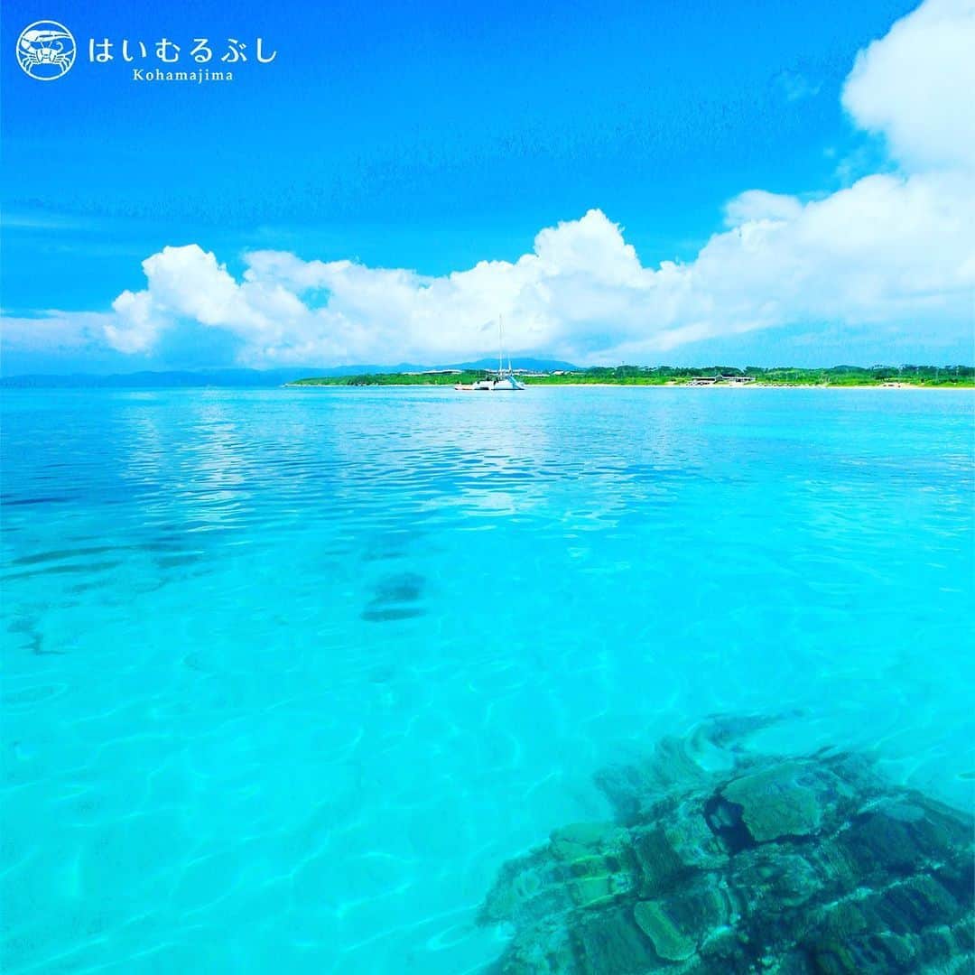 HAIMURUBUSHI はいむるぶしさんのインスタグラム写真 - (HAIMURUBUSHI はいむるぶしInstagram)「はいむるぶしビーチの沖合にはシーステーションが浮かび、海上からの絶景をお楽しみいただけます。#沖縄 #八重山諸島 #小浜島 #はいむるぶしビーチ #シーステーション #japan #yaeyamaislands #kohamaisland #resort #hotel #beach #bluesea #seastation #haimurubushi @minefuyu_yamashita」5月12日 18時37分 - haimurubushi_resorts