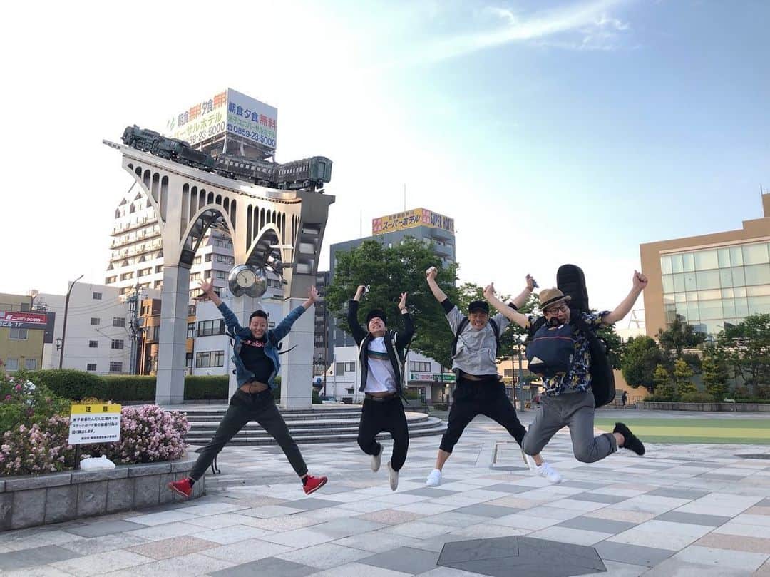佐藤太一郎さんのインスタグラム写真 - (佐藤太一郎Instagram)「今日は鳥取県で新喜劇のツアー公演でした。 ご来場下さった皆様、ありがとうございました。  #吉本新喜劇」5月12日 18時41分 - satotaichiro_shinkigeki