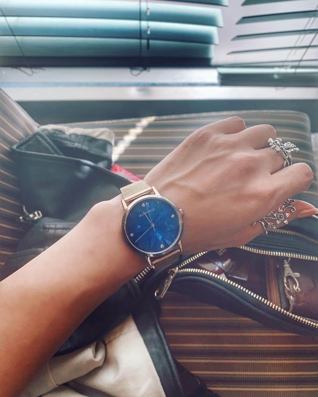 チアコマさんのインスタグラム写真 - (チアコマInstagram)「. . キレイめコーデの時に使う時計♡🕰 @monogriis_jp ⌚️✨ . .  #モノグリース #monogriis  #時計 #watch #fashion #beauty #outfit  #outfit #チアコマ #コーデ #chiakoma #패션 #패션스타그램 #옷 #옷스타그램 #moda #maquillaje #zapatos #accesorios #estilo #tendencia #bonito #vestido #bolso #corte #แฟชั่น #mode  #accessories #style #trend #beautiful」5月12日 19時01分 - chia_koma