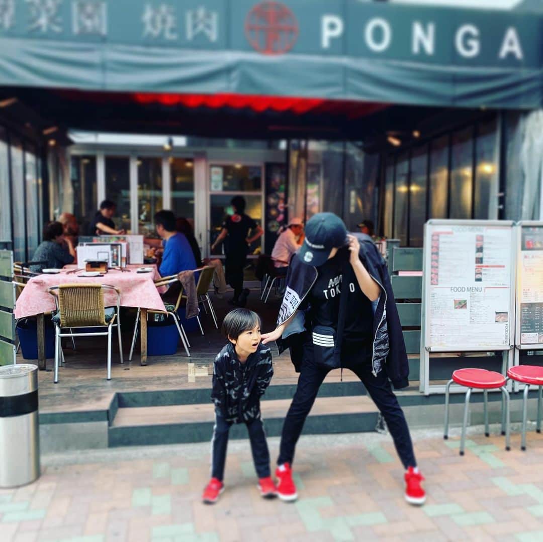 北村栄基のインスタグラム：「#母の日 #ありがとう #焼肉 #PONGA #赤い靴〜」