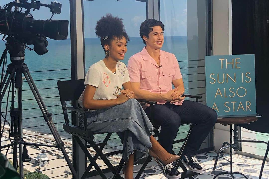 Warner Bros. Picturesさんのインスタグラム写真 - (Warner Bros. PicturesInstagram)「PRESS TOUR, FINAL DAY: Miami, you brought such amazing energy and so much joy! We were so thrilled to share #TheSunIsAlsoAStar with so many bright, young future leaders and enjoy Miami’s sunny, sweeping beach views! We are so grateful to end the press tour on a high note. NEXT STOP: Worldwide Fan Premiere in LA! Opening week - here we go!」5月12日 11時36分 - wbpictures