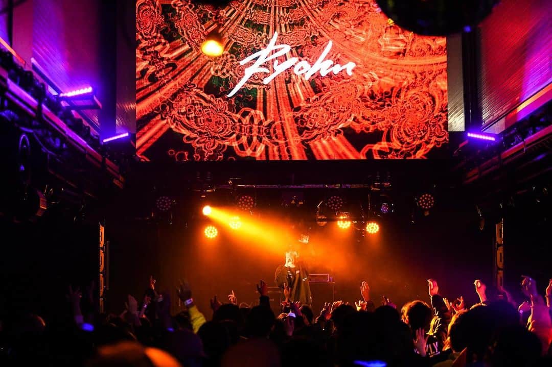 room onziemeのインスタグラム：「👥🎊👥﻿﻿﻿﻿﻿﻿﻿﻿﻿ ﻿﻿﻿﻿﻿﻿﻿﻿﻿ - ROOM 4TH ANNIVERSARY -﻿﻿﻿﻿﻿﻿﻿﻿﻿ ﻿﻿﻿﻿﻿﻿﻿﻿﻿﻿ ■STUDIO ROOM at club JOULE﻿﻿ ﻿﻿ 最高のサウンドと空気を体感できる、まるで音楽スタジオ。﻿﻿ 画面からは伝わらない「リアル」を誰かと共有できる壁のない音楽の空間へ。﻿﻿ ﻿﻿﻿﻿﻿﻿ -------------------------------------﻿-------﻿﻿﻿﻿ Ryohu(KANDYTOWN) @ryohu_tokyo﻿ ﻿ w special guest/﻿ GOTTZ(KANDYTOWN) @gottz_southpark﻿ MALIYA @_maliya_﻿ ﻿-------------------------------------﻿-------﻿﻿﻿﻿﻿﻿﻿﻿﻿﻿﻿﻿﻿﻿ #room_jp」