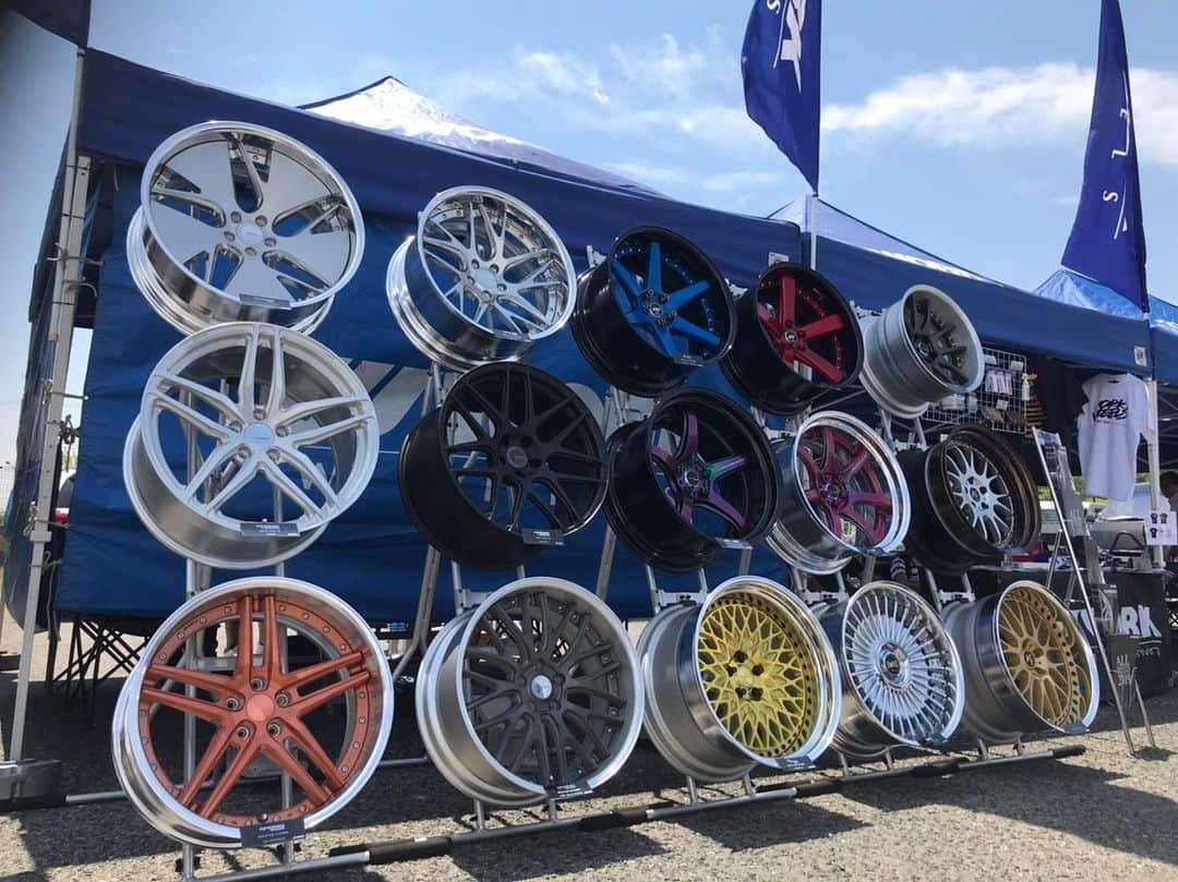のインスタグラム：「@autofashionimp  SUPER CARNIVAL 2019 @allzu_motorenbau  BMW G20 320i Msport GNOSIS CVX  @newerajapan New Color」