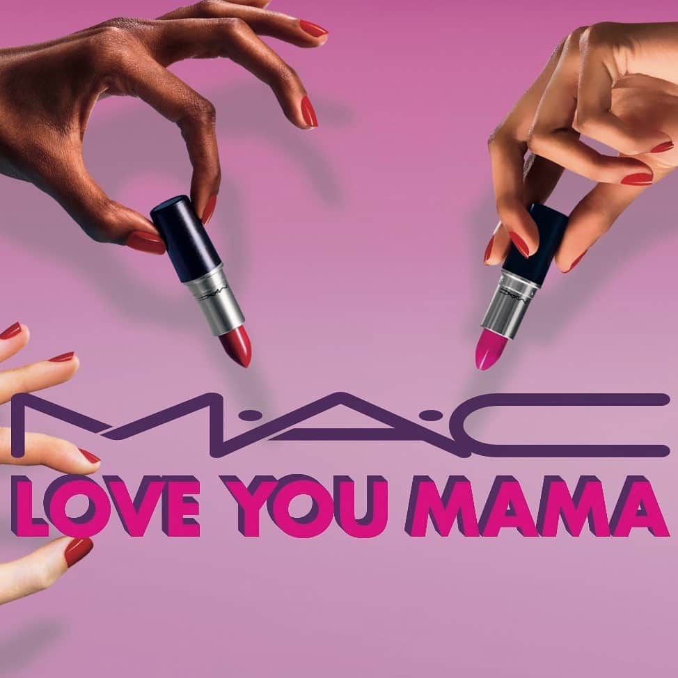 M∙A∙C Cosmetics Japanのインスタグラム：「⠀ ＼オンライン限定！本日最終日！！／ ⠀ 母の日ポーチプレゼント🌹 ⠀ 本日5/12まで、オンラインショップで7,000円(税抜)以上のご購入で 母の日限定マルチポーチをプレゼント*🎁 日頃の感謝の気持ちを届ける、 ギフトにぴったりのアイテムもご紹介しております。 ⠀ *M･A･C公式オンラインショップにて、なくなり次第終了となります。 ⠀ #MACMOTHERSDAY2019 #MACマザーズデイ2019 ⠀ ⠀ ⠀ ⠀ ⠀ ⠀ #MACCosmeticsJapan #MACコスメ #MACCosmetics #MAC #コスメ #メイク #MACMOTHERSDAY2019 #MACマザーズデイ2019 #MACMOTHERSDAY #MACマザーズデイ #母の日 #母の日ギフト #ポーチ #POUCH #THANKYOUMAMA #LOVEYOUMAMA #限定」