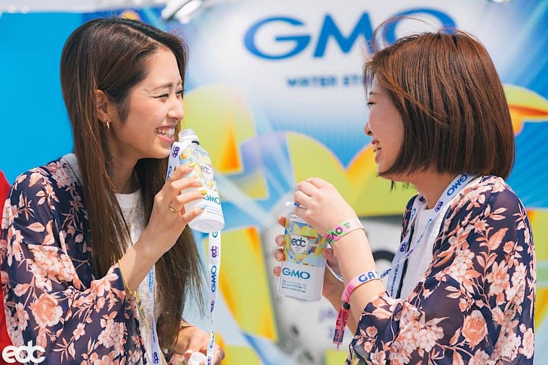 EDC Japanのインスタグラム：「GMO Water Stationでは本日も水を無料配布中です💧 水分補給を忘れずに楽しみましょう! #EDCJapan」