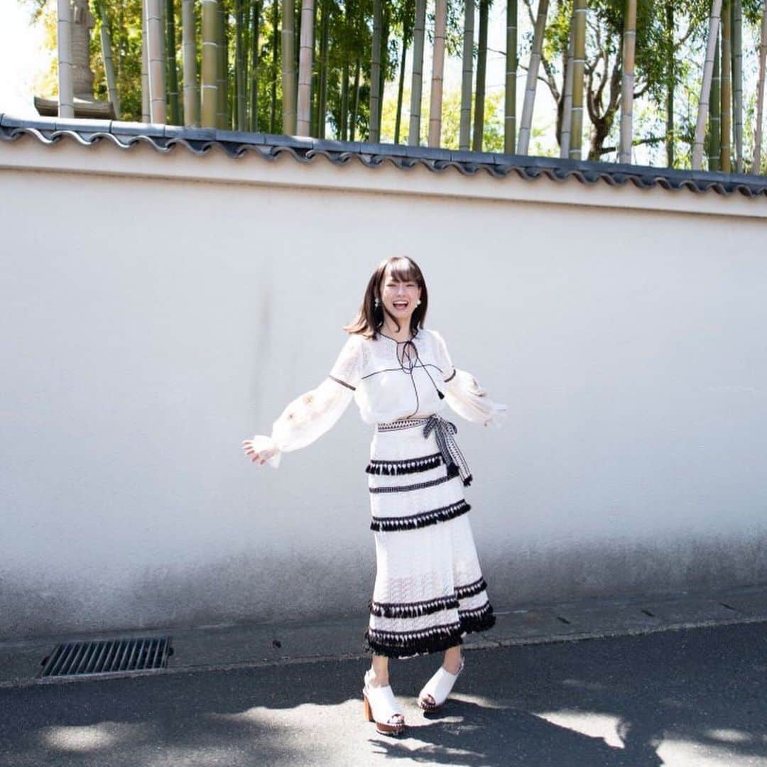 藤澤友千菜さんのインスタグラム写真 - (藤澤友千菜Instagram)「in京都 嵐山 🎋🎋🎋🎋🎋 tops & skirt ⇒ @snidel_official ❁⃘*.ﾟ❁⃘*.ﾟ❁⃘*.ﾟ❁⃘*.ﾟ❁⃘*.ﾟ❁⃘*.ﾟ #fashion #code #snidel #japanesegirl #kyoto #photo #portrait #model #satorujapan  #instagood #followme  #藤澤友千菜 #舞台 #女優 #モデル #ファッション #スナイデル #ゆち服 #フォロミー #京都」5月12日 13時44分 - yuchina1207