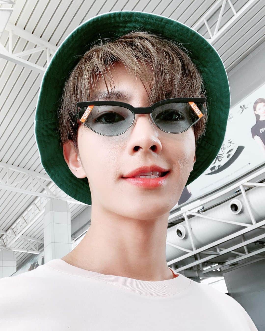 AARONのインスタグラム