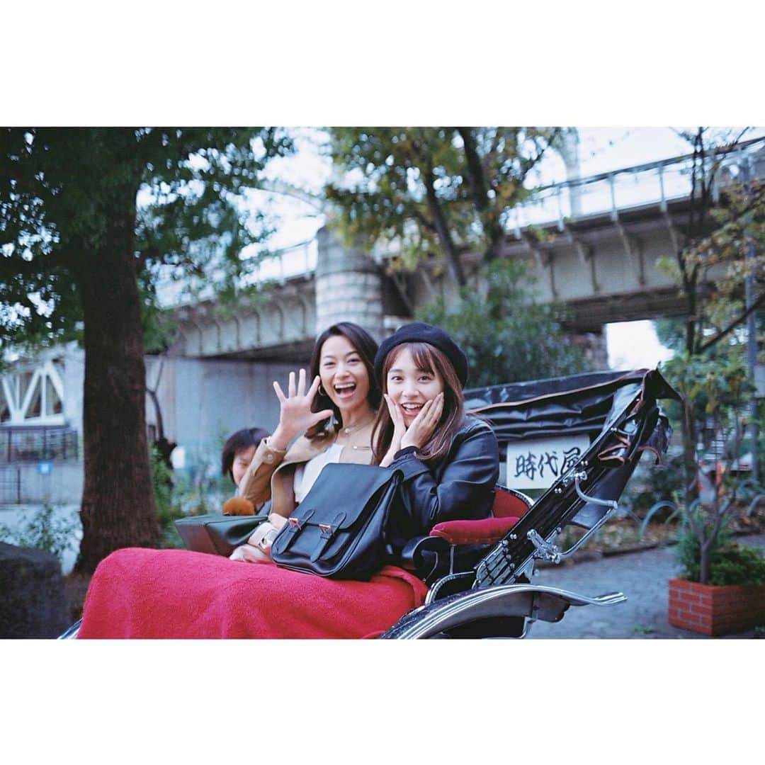 奈緒さんのインスタグラム写真 - (奈緒Instagram)「. 野乃が初めて自分の車に お友達を乗せて走りました #のの湯 #今夜7時 #奈緒のカメラ」5月12日 14時12分 - sunaosquare