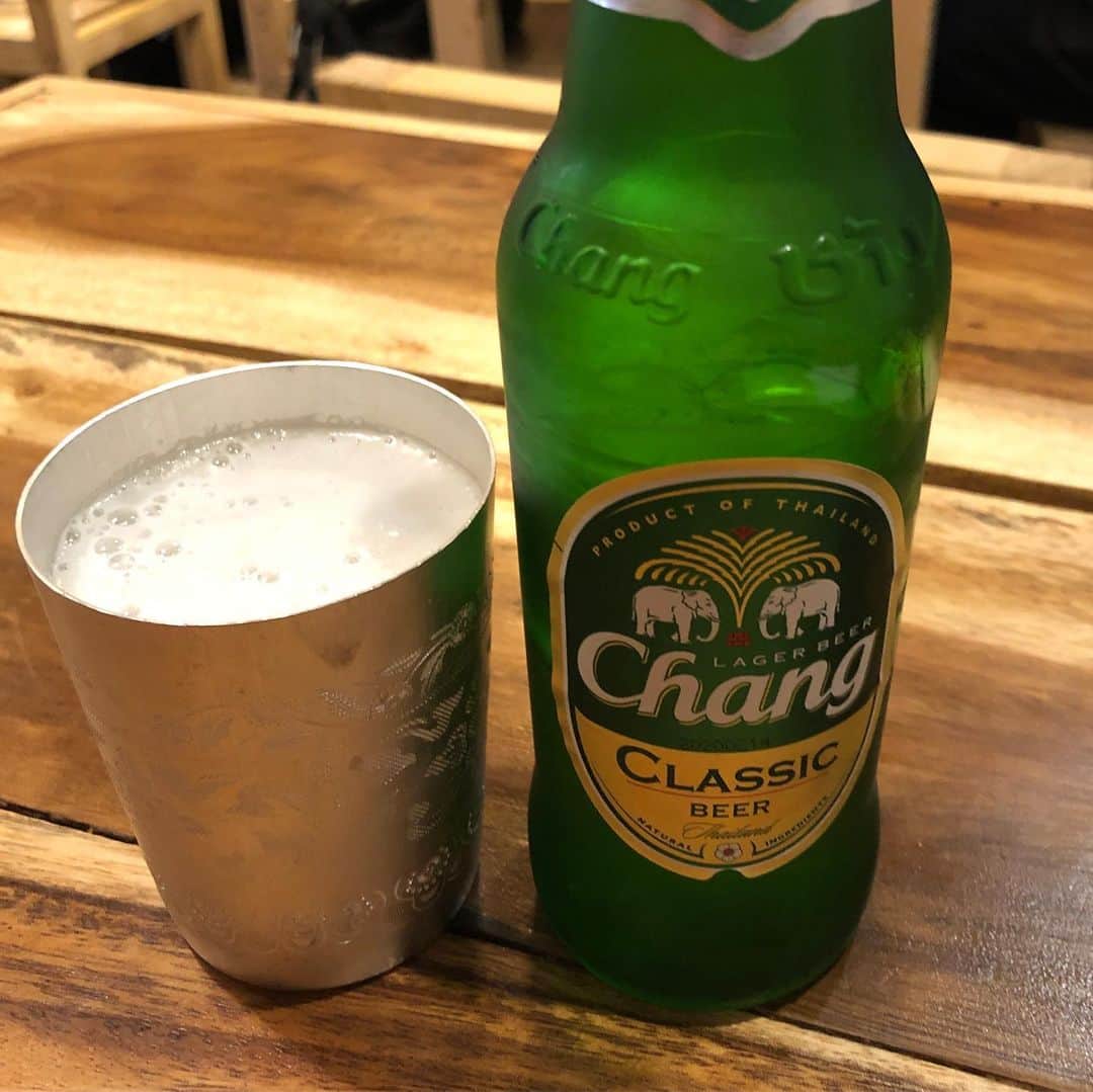 のインスタグラム：「今日は地元でオレ的タイフェス🇹🇭 #高円寺 #タイ料理 #ガパオライス #チャーンビール #foodstagram #foodie」