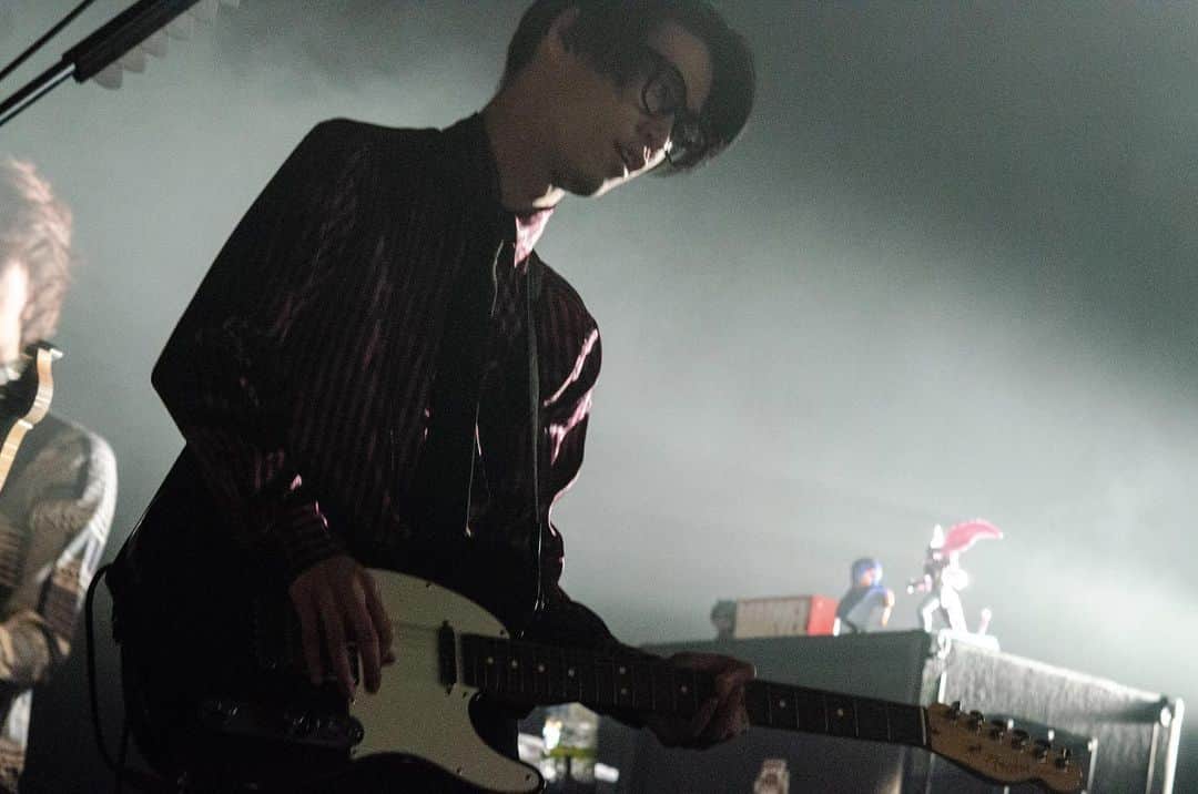 米田貴紀のインスタグラム：「カミコベ 今年も出演させてもらいました。ロック×チャリティが生み出すパワー。その可能性って計り知れないものがあります。 これからもそのパワーを取りこぼす事なく、しっかりと神戸の街に還元できたらなとそう思います。  #comingkobe19  #夜の本気ダンス」