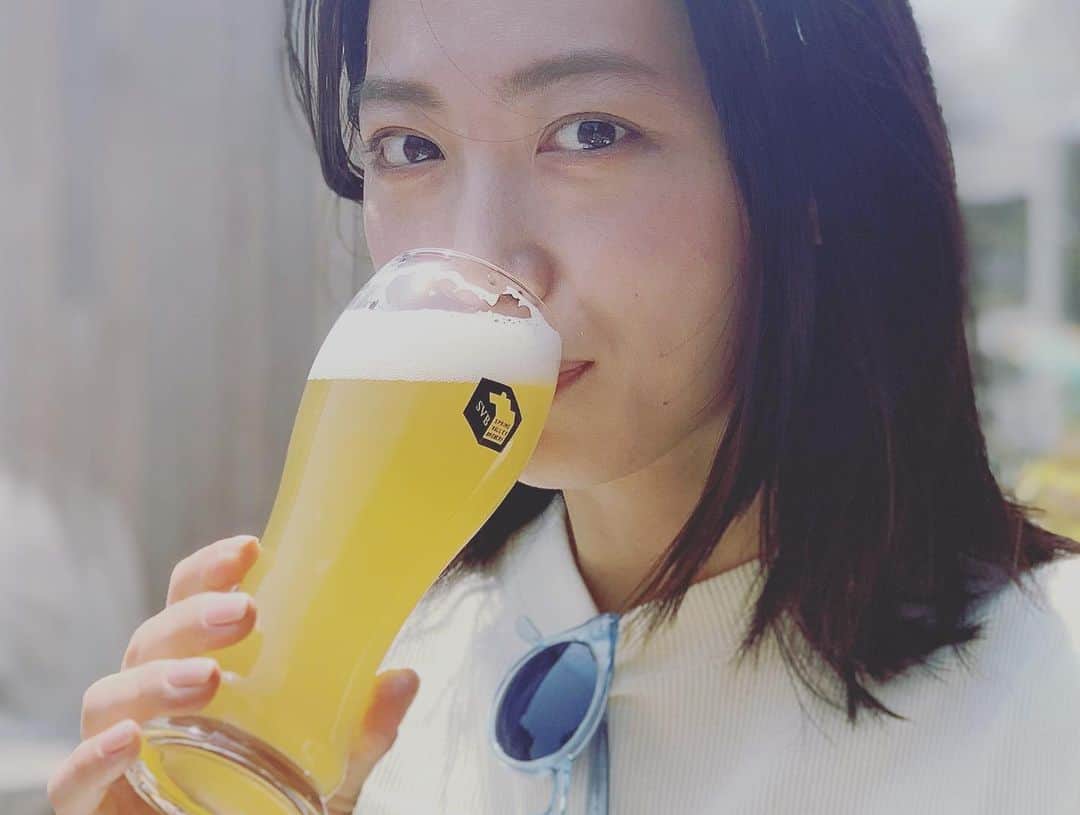 多嶋沙弥さんのインスタグラム写真 - (多嶋沙弥Instagram)「. モーニングともちゃん💋 . ビールを飲みに行ったのではなく、 入ったお店がブリュワリーだっただけです🍺 悪しからず💋笑 #2歳10ヶ月#ママモデル#男の子ママ#beer」5月12日 14時42分 - saya_tajima