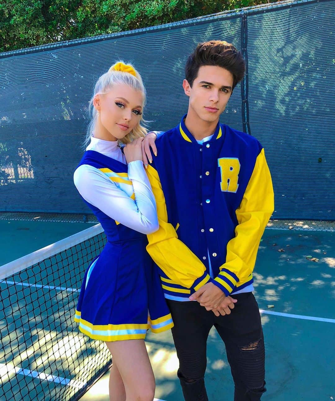 Brent Riveraのインスタグラム：「riverdale💙 @loren what’s your favorite tv show?」