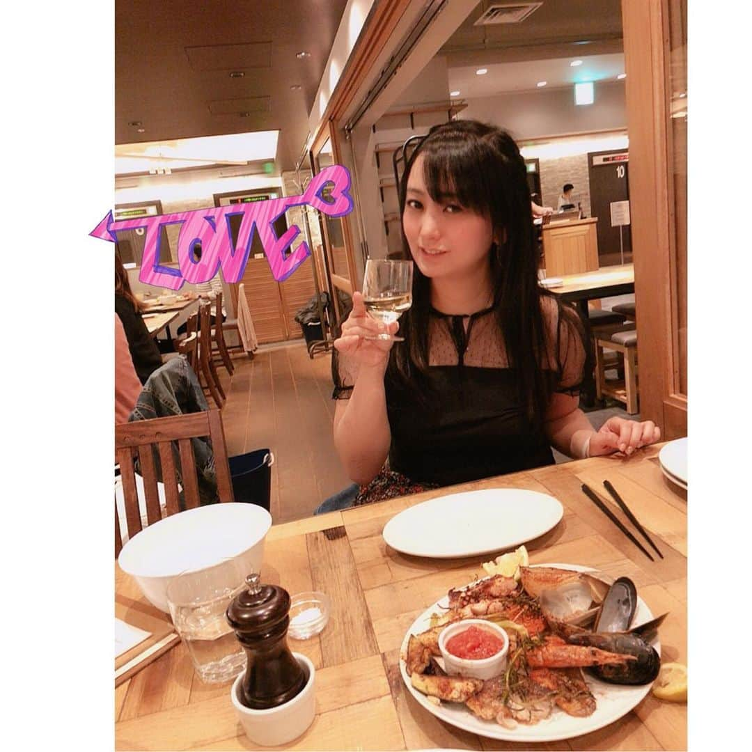 脊山麻理子さんのインスタグラム写真 - (脊山麻理子Instagram)「母の日ですね♡一足早に母の日ディナーしました♡2人のお気に入りのイタリアンでディナー&欲しがっていた手待ち扇風機と水筒をプレゼントしました🎁これからもステキなママでいてね♡いつもありがとう♡ #母の日 #mothersday #Thankyoumom #いつもありがとう #lovemom #bestmom #ILOVEMOM」5月12日 15時44分 - mariko_seyama_milkpon