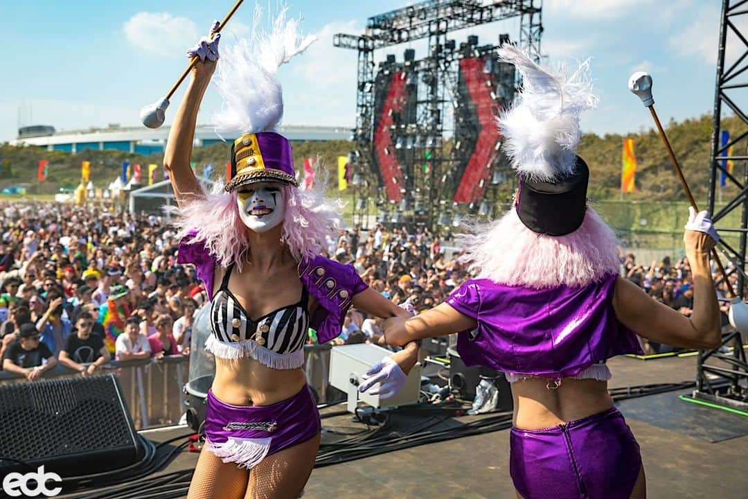 EDC Japanさんのインスタグラム写真 - (EDC JapanInstagram)「cosmicBEACHは今日もハッピーなバイブス👊 #EDCJapan」5月12日 16時01分 - edc_japan