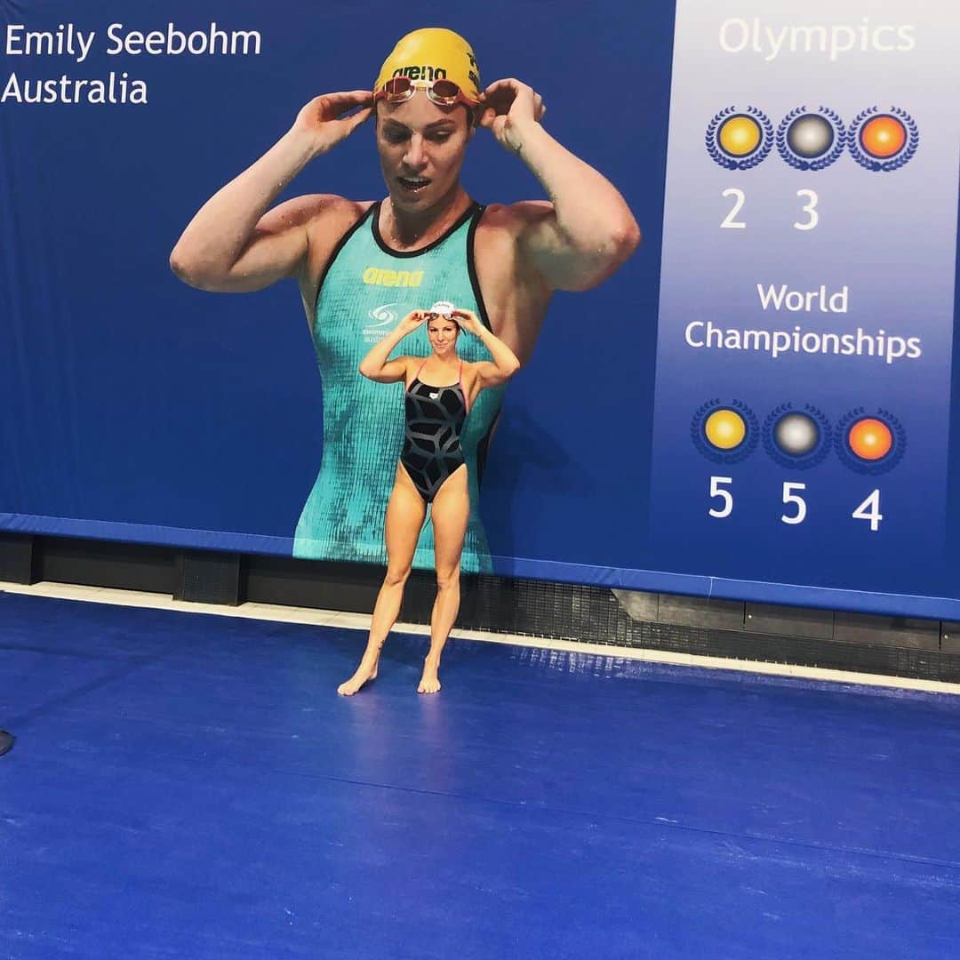 エミリー・シーボームのインスタグラム：「Can’t tell which is the better me? ⠀⠀⠀⠀⠀⠀⠀⠀⠀ ⠀⠀⠀⠀⠀⠀⠀⠀⠀ 📸 @georgiabdavies  #finachampionsseries #budapest」
