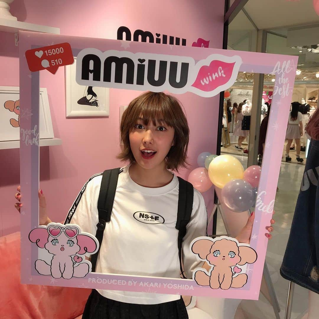 amiさんのインスタグラム写真 - (amiInstagram)「事務所の先輩！アカリンさんのブランド、Amiuu winkのポップアップストアに昨日おじゃましてきました💗💗 今日まで渋谷109でやってるから、みんな行ってみてーーー！！ まじでかわいいから💗💗 #あみゅポップアップ #吉田朱里 #ジェイディーズ #jdeez #ami」5月12日 16時51分 - amidesudoumo