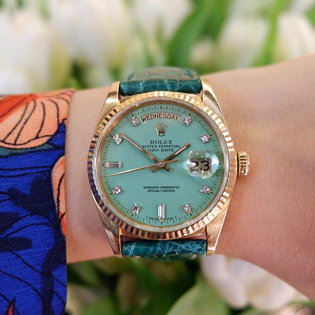 サザビーズさんのインスタグラム写真 - (サザビーズInstagram)「It’s time! Uniting function and fashion, this sumptuous #Rolex reference 18038, with rare apple green Stella dial set with diamonds, will be offered in today’s auction of Important Watches in Geneva. The sale starts in less than one hour! ⏰ - Head to @sothebyswatches for more #ImportantWatches #WatchCollector #SothebysWatches」5月12日 17時06分 - sothebys