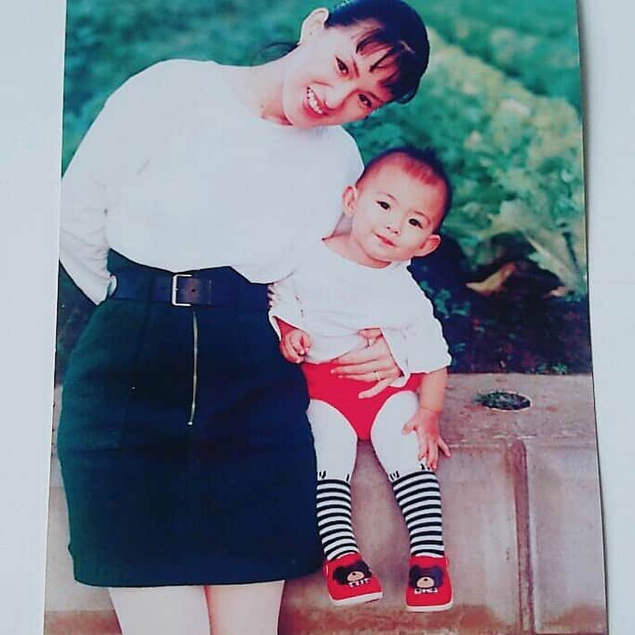 乃下未帆さんのインスタグラム写真 - (乃下未帆Instagram)「#happymothersday #母の日 何があってもママを守るんだ🤱ばぶー」5月12日 17時41分 - noshita34