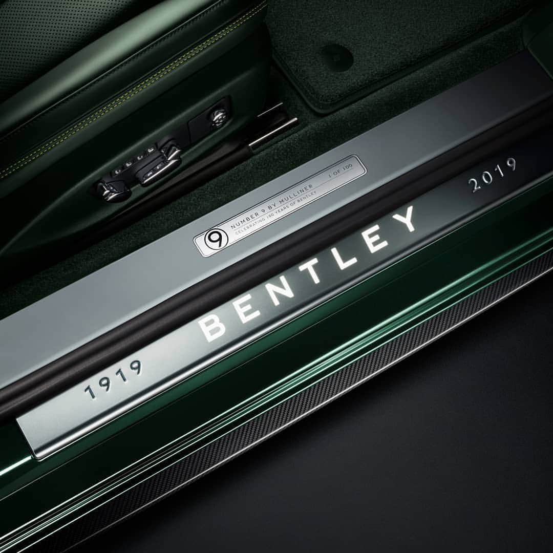 ベントレーさんのインスタグラム写真 - (ベントレーInstagram)「The treadplates of the #ContinentalGT Number 9 Edition by #Mulliner. Created in celebration of #Bentley100Years. Link in bio.  Continental GT WLTP drive cycle: fuel consumption, mpg (l/100km) - Combined 20.8 (13.6). Combined CO2 – 308 g/km.」5月13日 3時25分 - bentleymotors