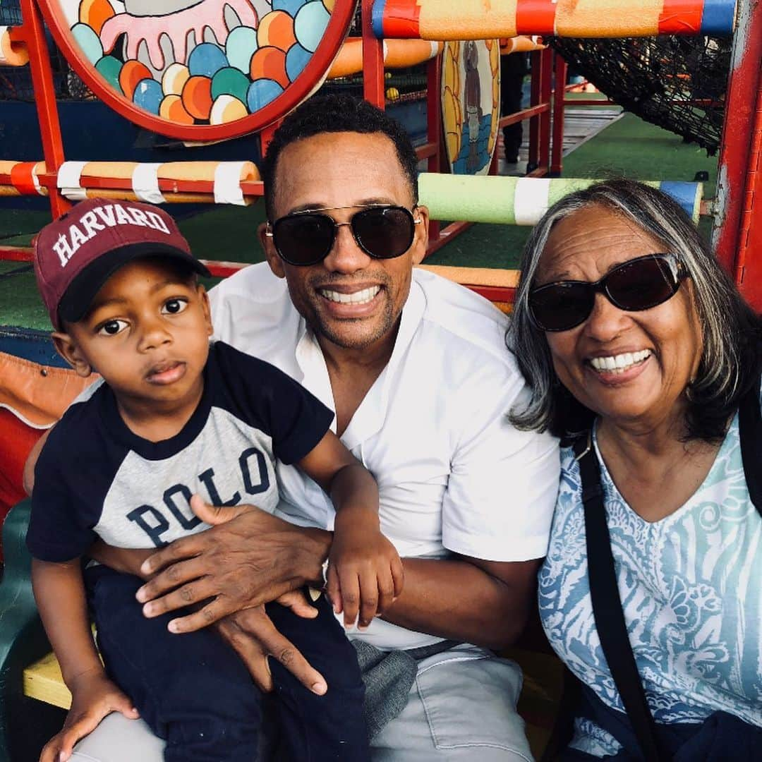 ヒル・ハーパーさんのインスタグラム写真 - (ヒル・ハーパーInstagram)「Dr. Marilyn Hill Harper!  #HappyMothersDay」5月13日 3時34分 - hillharper