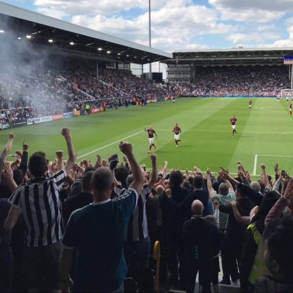 アジョセ・ペレスさんのインスタグラム写真 - (アジョセ・ペレスInstagram)「Last game with a win and a goal! Thanks to all the fans who travelled to London to support us in this game! 👉🏼😊👈🏼 Último partido de la temporada con victoria y gol! Gracias a los aficionados que viajaron a Londres a vernos! 👉🏼😊👈🏼」5月13日 4時29分 - ayozepg