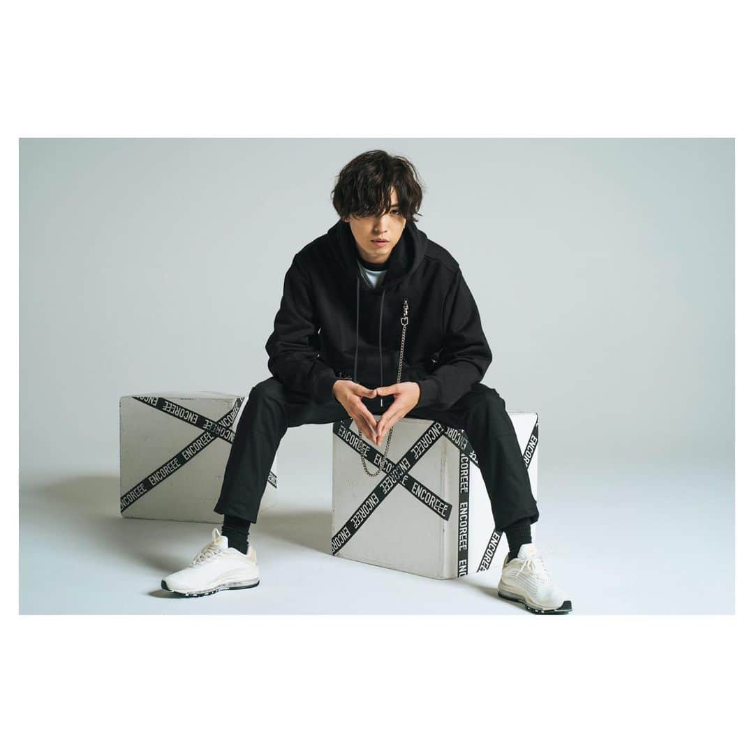 桐山漣さんのインスタグラム写真 - (桐山漣Instagram)「・ 🖤🖤🖤」5月12日 19時47分 - renn_kiriyama_official