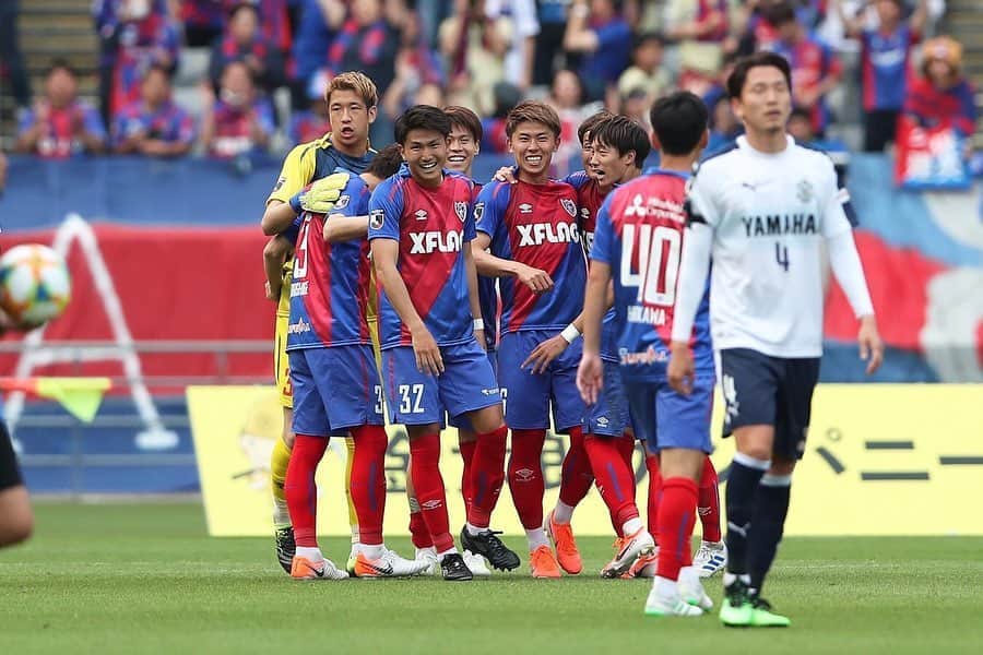 太田宏介のインスタグラム：「『ジュビロ磐田戦』 3Points👏🏻 素晴らしい勝利！ 今日も応援ありがとうございました！ #fctokyo  #太田宏介」