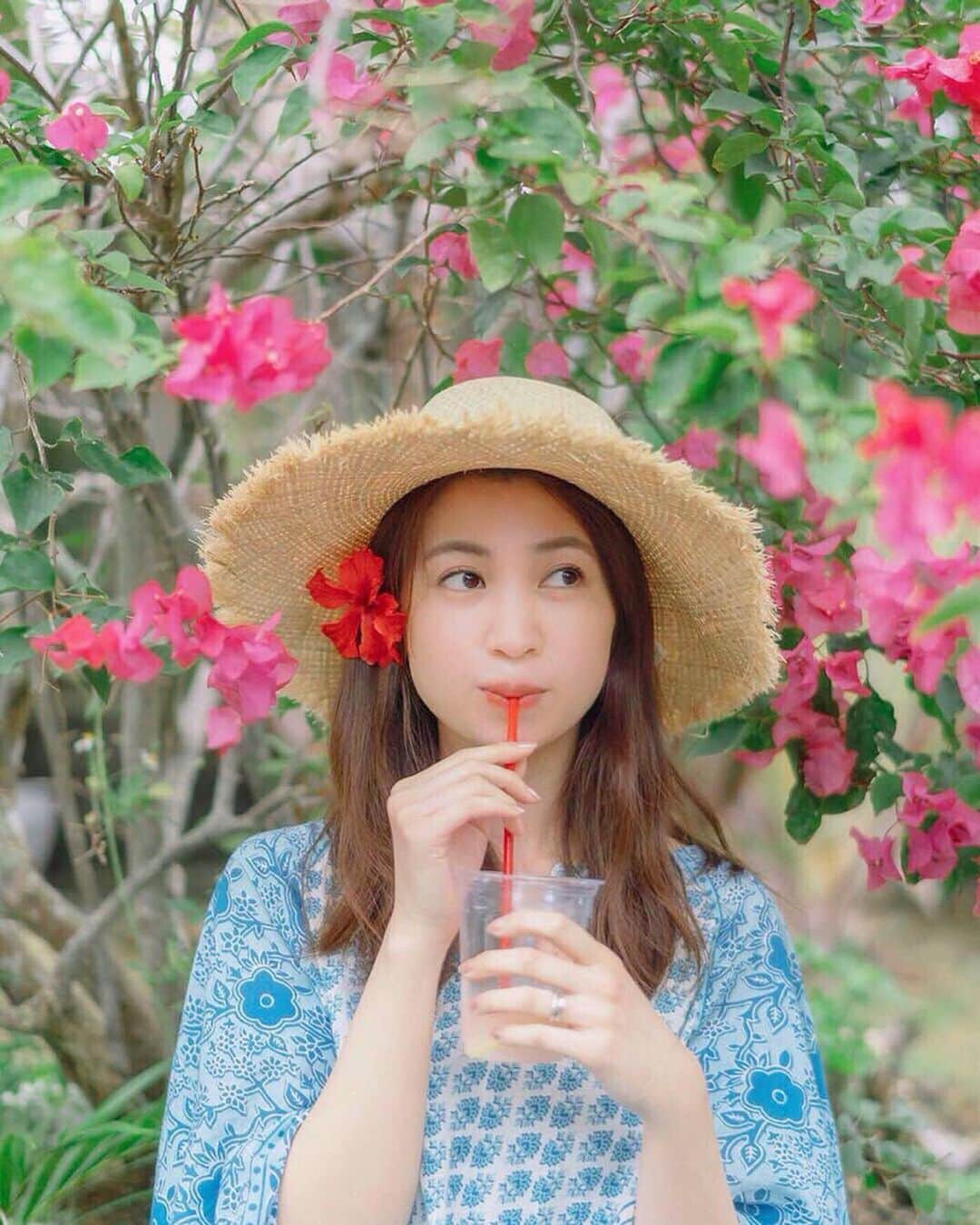 mikicoco00のインスタグラム：「* * KOHAMAJIMA🍹🌺 * * 初めましての小浜島 ゆっくりの～んびり🐐🐄 綺麗な景色や美味しいご飯に癒されました♡ なんて良いところっ♪ * * * * #小浜島#沖縄#離島 #ちゅらさん#旅行 #星#綺麗#南十字星#天の川  #ハイビスカス#jues#付いてた #kohamajima#okinawa」