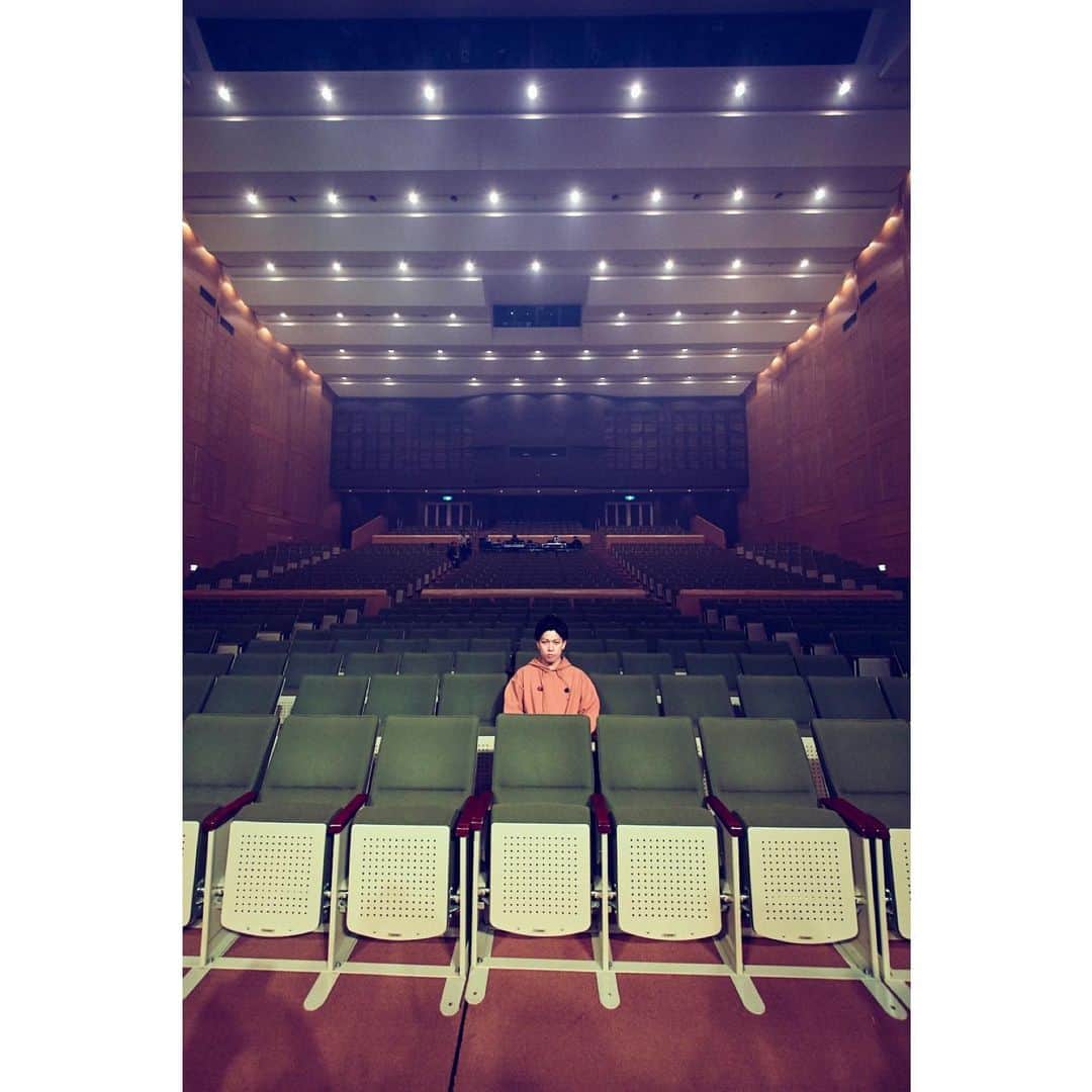 小川貴之のインスタグラム：「2019.5.12 音更町公演 音更町文化センター 撮影:後藤壮太郎」