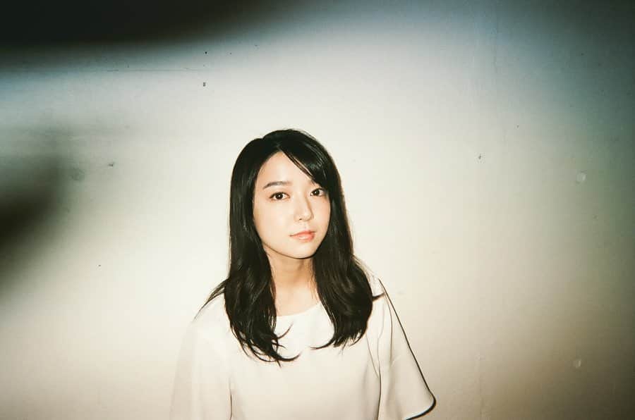 上白石萌音さんのインスタグラム写真 - (上白石萌音Instagram)「前髪の成長で時を計る」5月12日 20時50分 - mone_kamishiraishi