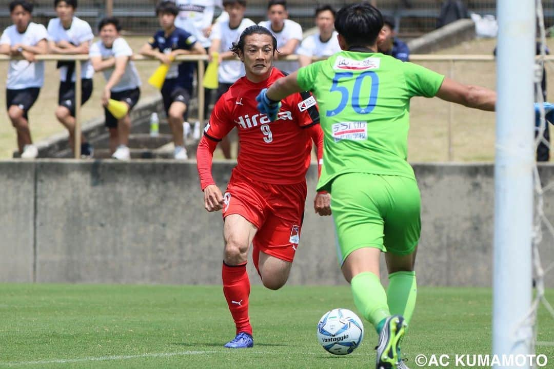 ROASSO KUMAMOTOさんのインスタグラム写真 - (ROASSO KUMAMOTOInstagram)「2019.5.12 #KFA第23回熊本県サッカー選手権大会 #天皇杯JFA第99回全日本サッカー選手権大会熊本県代表決定戦 #決勝 #ロアッソ熊本 3-0 #東海大学熊本  #佐野翼 選手、#原一樹 選手、#岡本知剛 選手のゴールで勝利！ ご声援ありがとうございます！ 5/26(日) #天皇杯1回戦 を #えがお健康スタジアム で #ヴェルスパ大分 と戦います。」5月12日 20時59分 - roassokumamoto_official