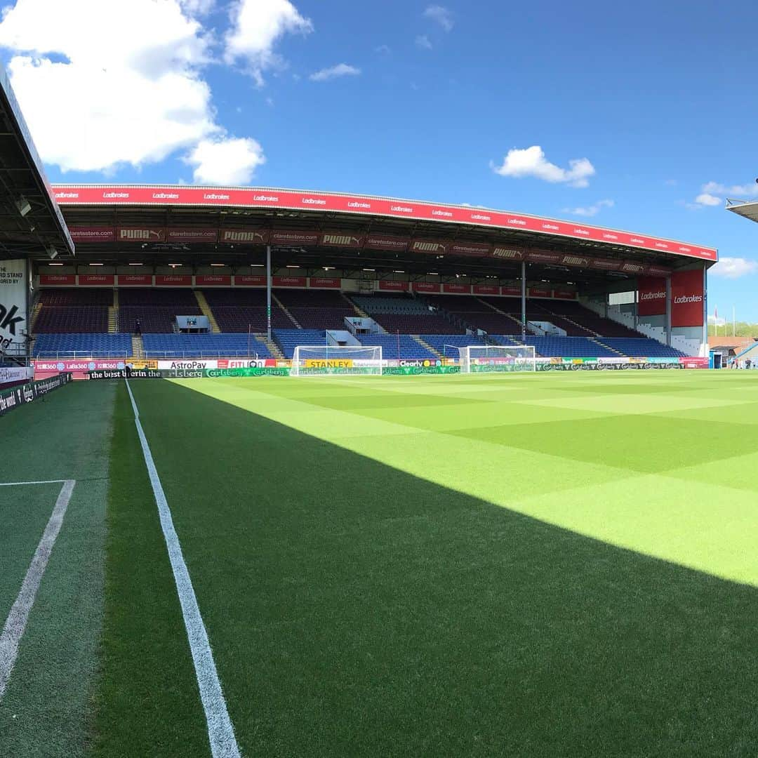 アーセナルFCさんのインスタグラム写真 - (アーセナルFCInstagram)「📍 Turf Moor  #BURARS #afc #premierleague #arsenal」5月12日 21時34分 - arsenal